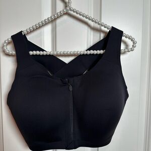 Lululemon Black Women's Intimate Zip-Front Bra